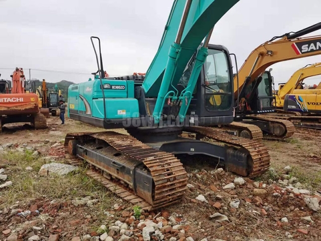 Kobelco 250-8 