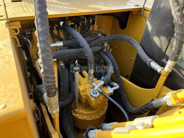 Caterpillar 320DL 