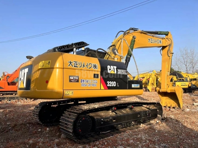 Caterpillar 320DL 