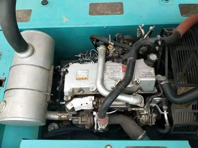 Kobelco SK270 