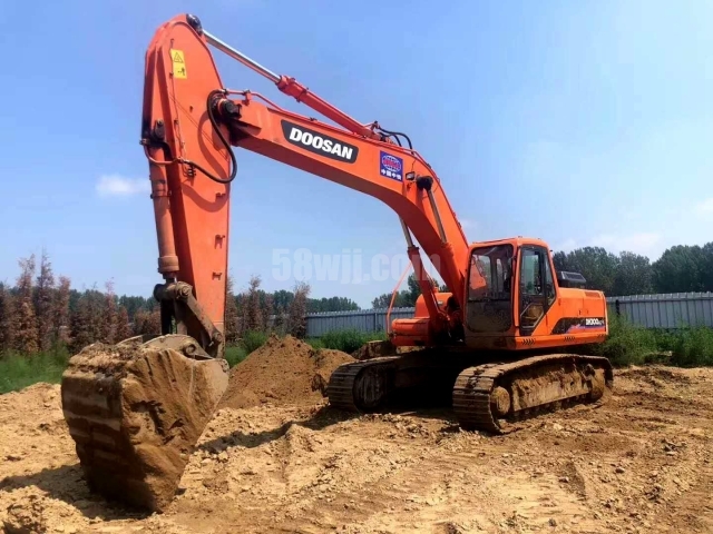 Doosan DH300-7 