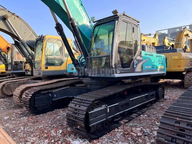 Kobelco SK350 