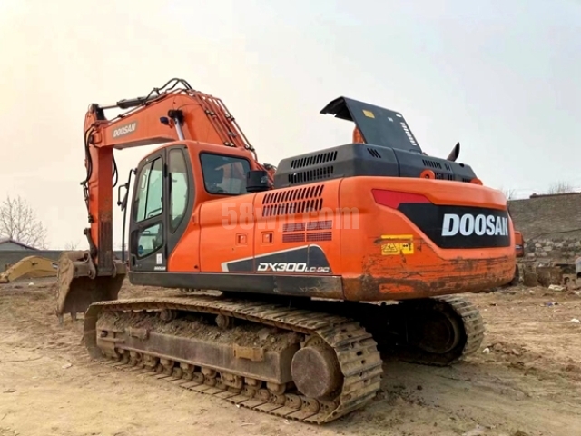 Doosan DX300LC-9C 