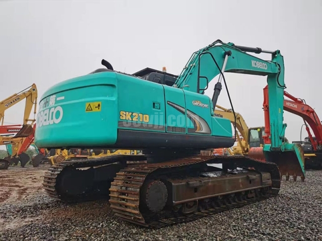 Kobelco SK210-8 