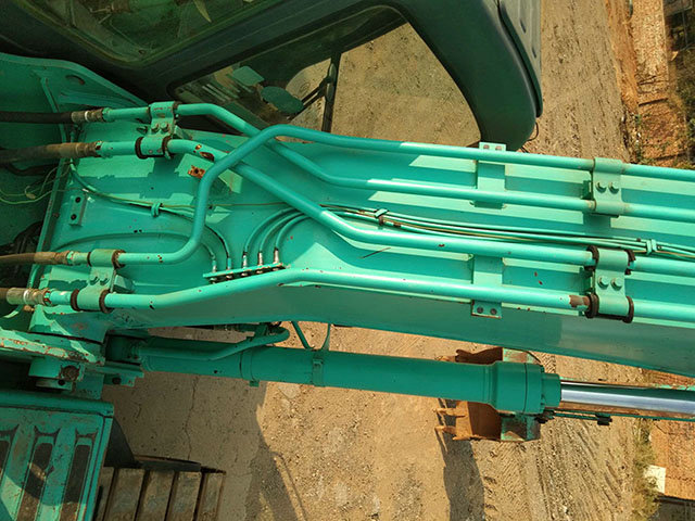 Kobelco SK200-YN12 