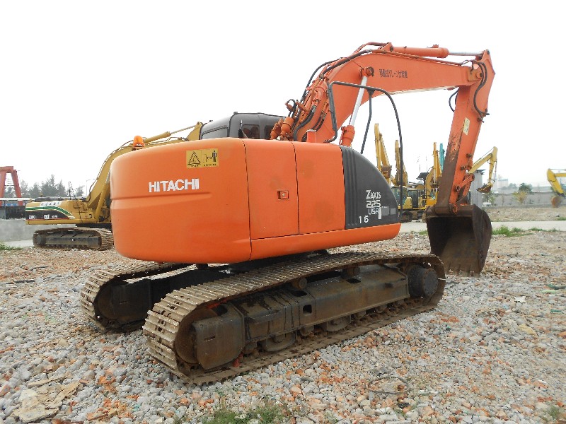 Hitachi ZX225US 