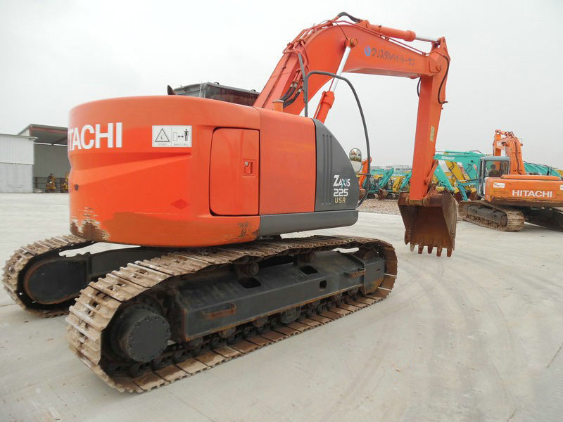 Hitachi ZX225US 