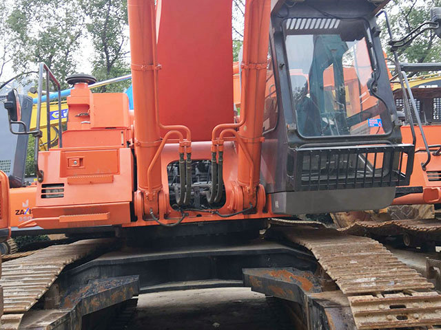 Hitachi ZX650H 