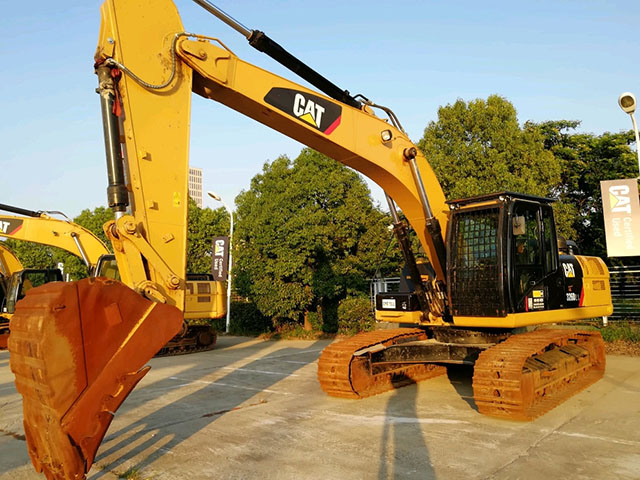 Caterpillar 326D2 