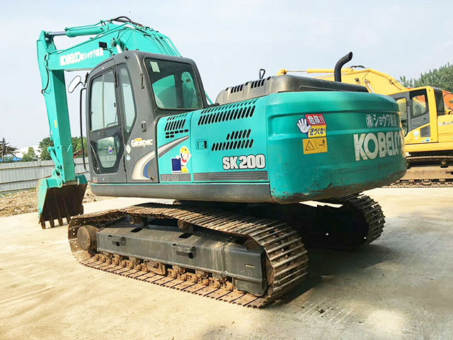 Kobelco SK200-12 