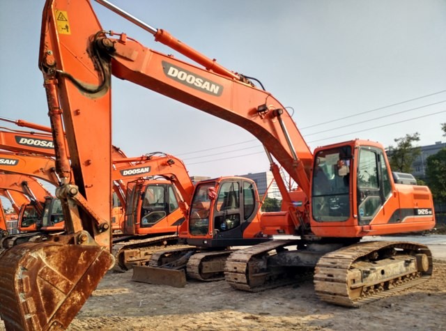 Doosan DH215-9E 