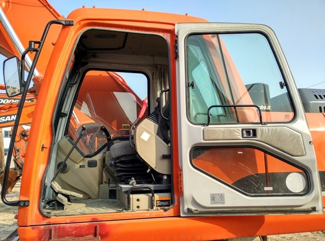 Doosan DH215-9E 