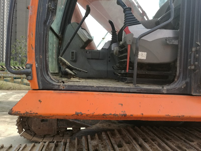 Doosan DX230 